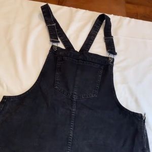 Black Forever 21 overall/ dress